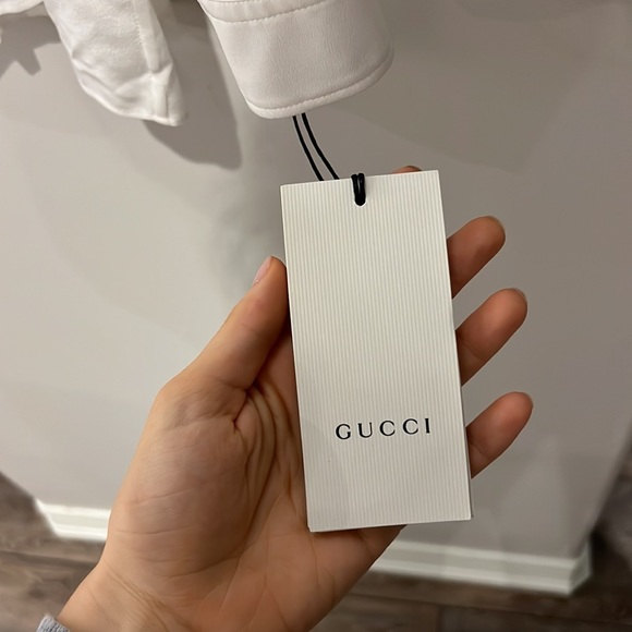 BRAND NEW GUCCI WHITE BLOUSE - Picture 3 of 7